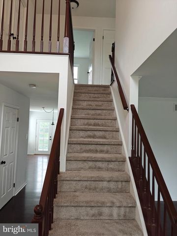 124 HORSESHOE LN, North Wales, PA 19454