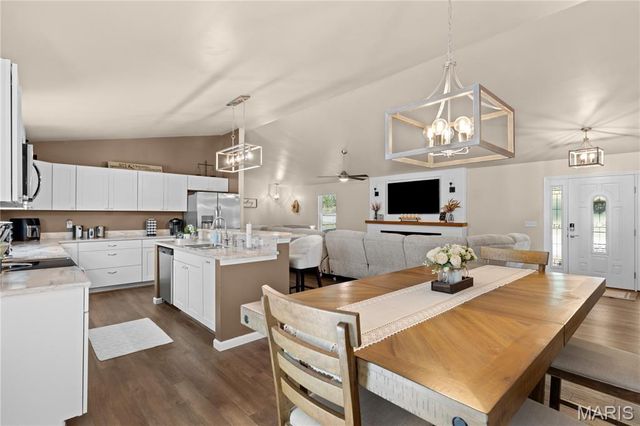 166 Grand View Drive, Dittmer, MO 63023