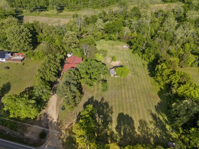 1265 Sams Creek Rd, Ashland City, TN 37015