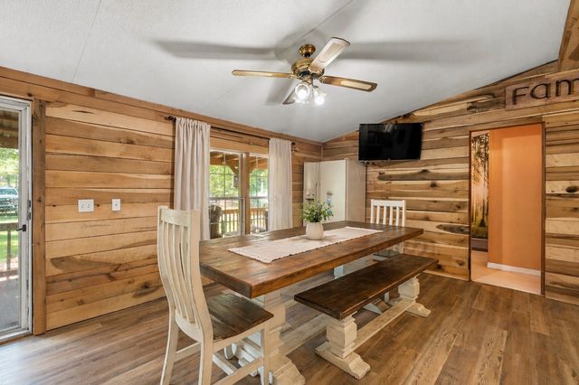 1265 Sams Creek Rd, Ashland City, TN 37015