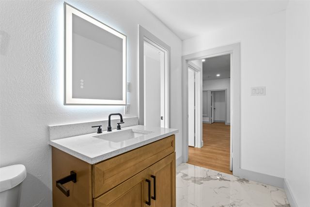 314 Gregory Lane, Grand Prairie, TX 75052