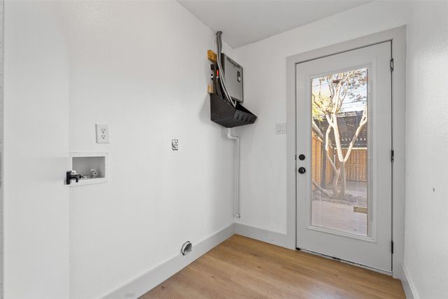 314 Gregory Lane, Grand Prairie, TX 75052