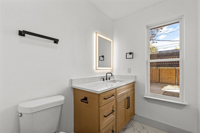 314 Gregory Lane, Grand Prairie, TX 75052