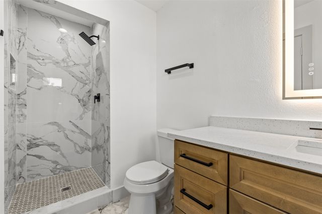 314 Gregory Lane, Grand Prairie, TX 75052