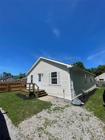 5685 Venice Road, Frenchtown Township, MI 48166