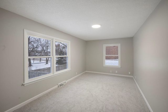 116 7th Street NE, Osseo, MN 55369