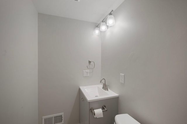 116 7th Street NE, Osseo, MN 55369