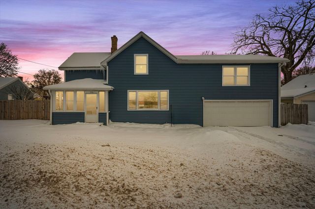 116 7th Street NE, Osseo, MN 55369