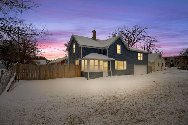 116 7th Street NE, Osseo, MN 55369