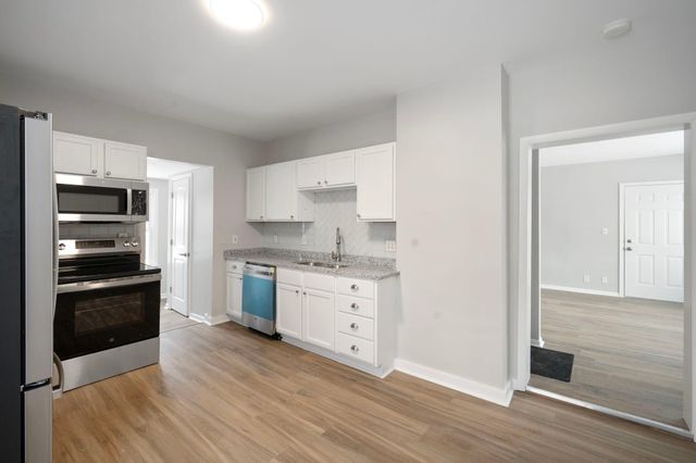 116 7th Street NE, Osseo, MN 55369