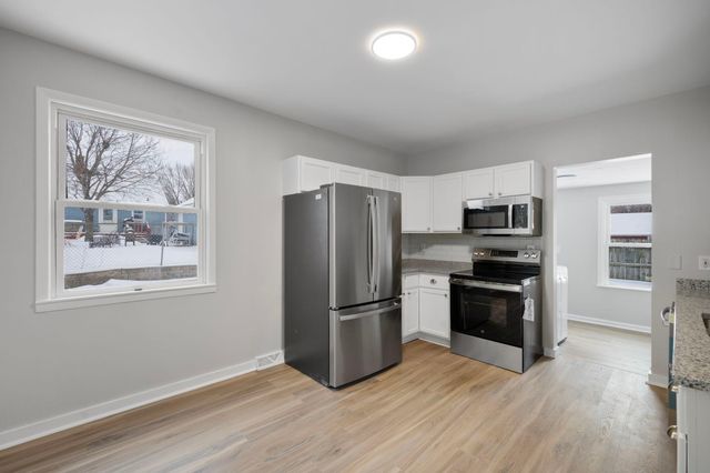 116 7th Street NE, Osseo, MN 55369