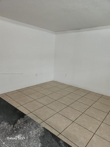 3901 SW 112th Avenue 24, Miami, FL 33165