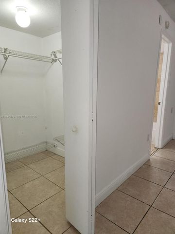 3901 SW 112th Avenue 24, Miami, FL 33165