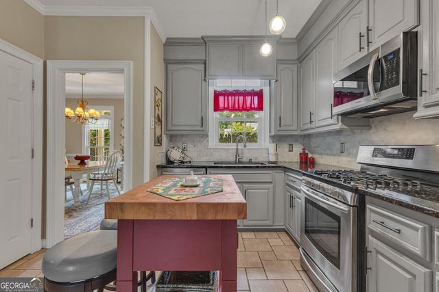 25 Northcrest Drive, Newnan, GA 30265