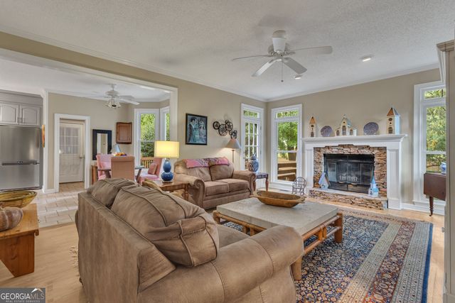 25 Northcrest Drive, Newnan, GA 30265