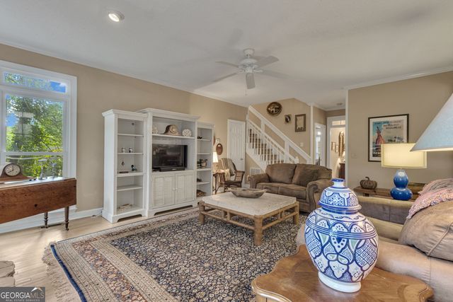 25 Northcrest Drive, Newnan, GA 30265