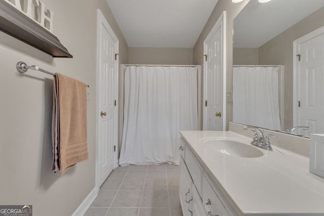 25 Northcrest Drive, Newnan, GA 30265