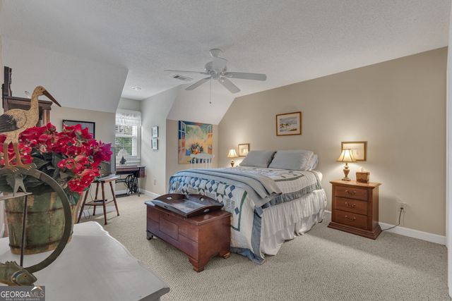 25 Northcrest Drive, Newnan, GA 30265