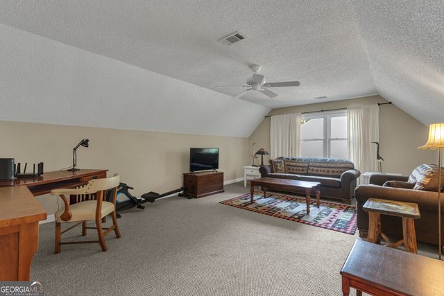 25 Northcrest Drive, Newnan, GA 30265