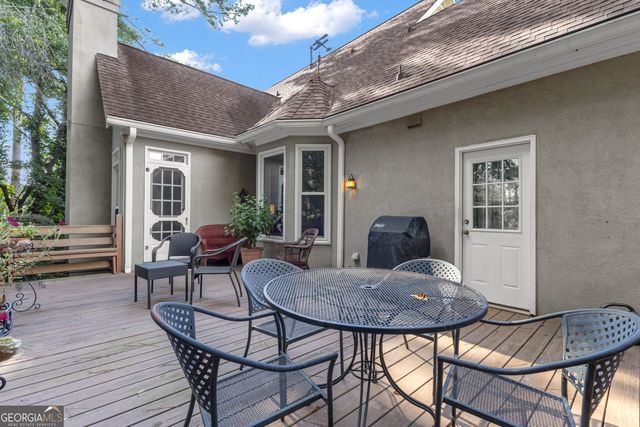 25 Northcrest Drive, Newnan, GA 30265