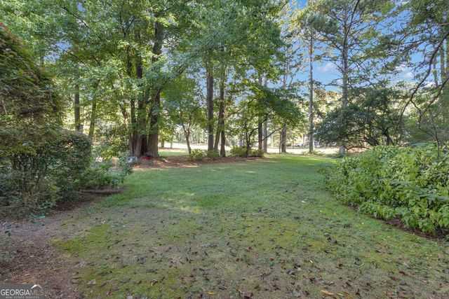 25 Northcrest Drive, Newnan, GA 30265