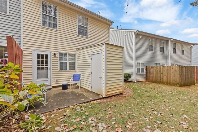 6390 Wedgeview Drive, Tucker, GA 30084