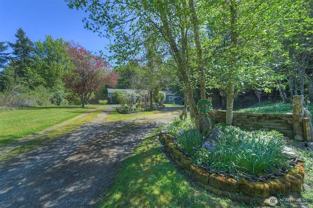 8163 NE Eaglepoint Lane, Kingston, WA 98346