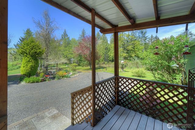 8163 NE Eaglepoint Lane, Kingston, WA 98346