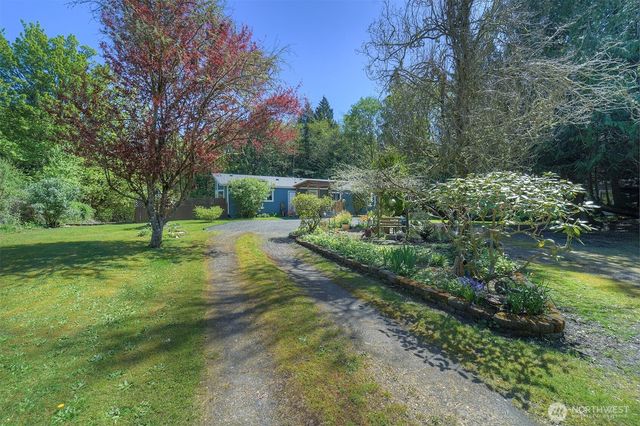 8163 NE Eaglepoint Lane, Kingston, WA 98346