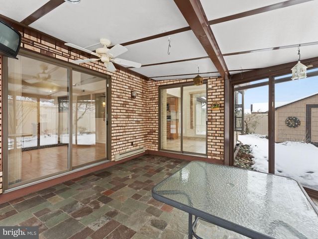 19 BIRCHWOOD DR, Marlton, NJ 08053