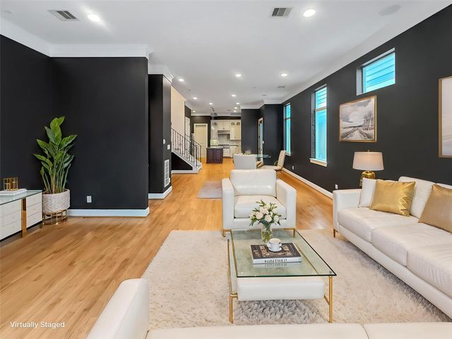 3711 Newhouse Street, Houston, TX 77019
