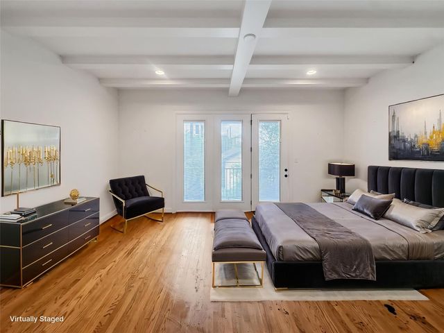3711 Newhouse Street, Houston, TX 77019