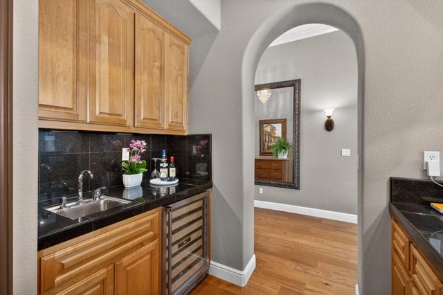 5060 Crail Way, El Dorado Hills, CA 95762
