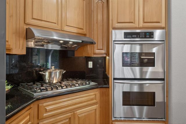5060 Crail Way, El Dorado Hills, CA 95762