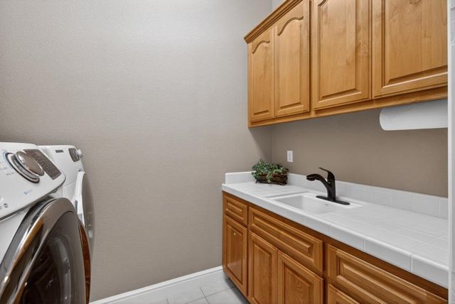 5060 Crail Way, El Dorado Hills, CA 95762