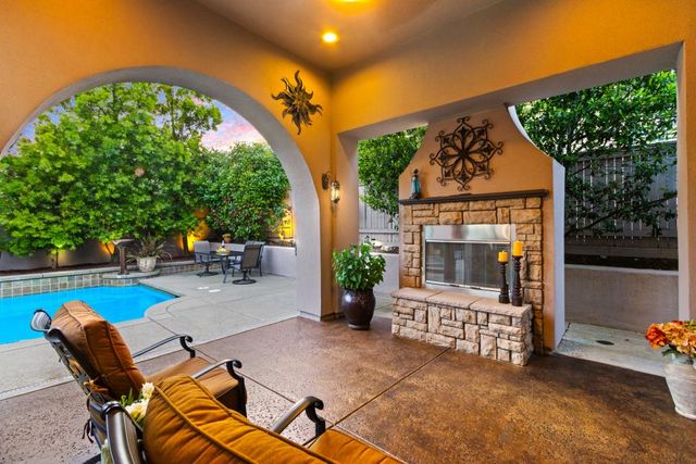 5060 Crail Way, El Dorado Hills, CA 95762