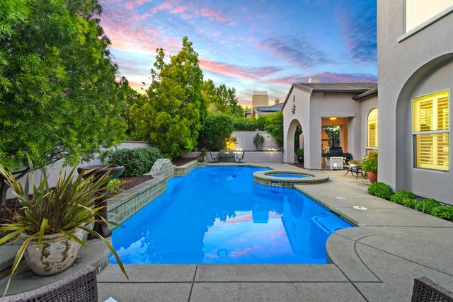 5060 Crail Way, El Dorado Hills, CA 95762