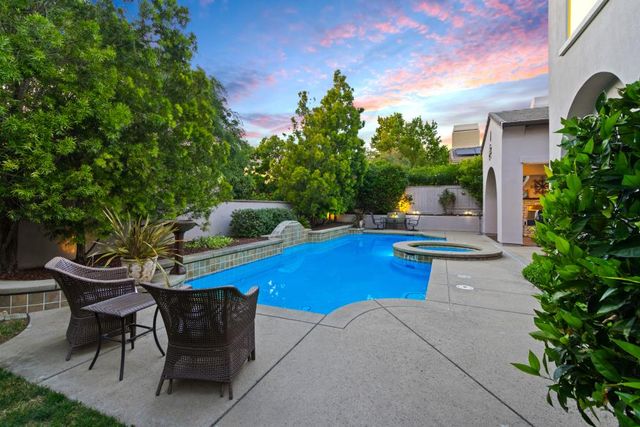 5060 Crail Way, El Dorado Hills, CA 95762