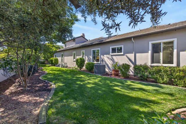 5060 Crail Way, El Dorado Hills, CA 95762