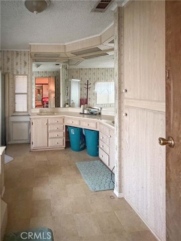 10961 Desert Lawn 143, Calimesa, CA 92320