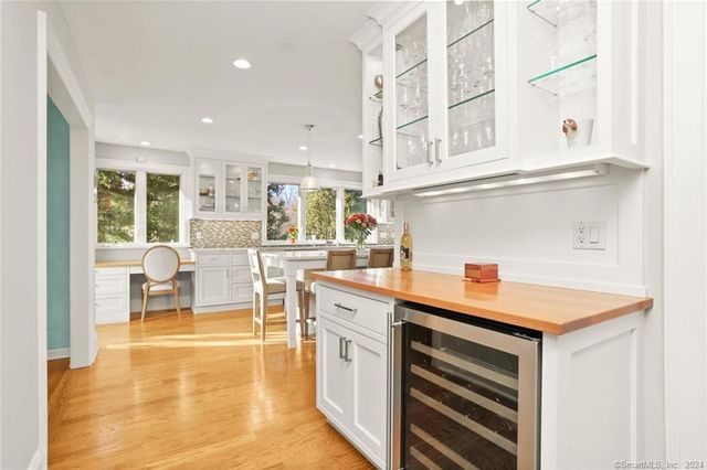 12 Signal Lane, Westport, CT 06880