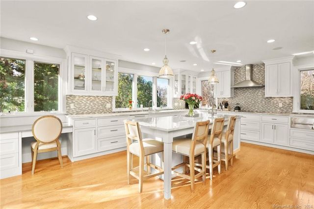 12 Signal Lane, Westport, CT 06880