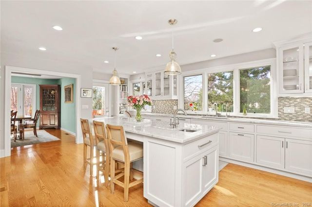 12 Signal Lane, Westport, CT 06880