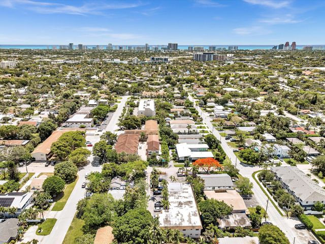 3421 NE 15th Avenue 8, Oakland Park, FL 33334
