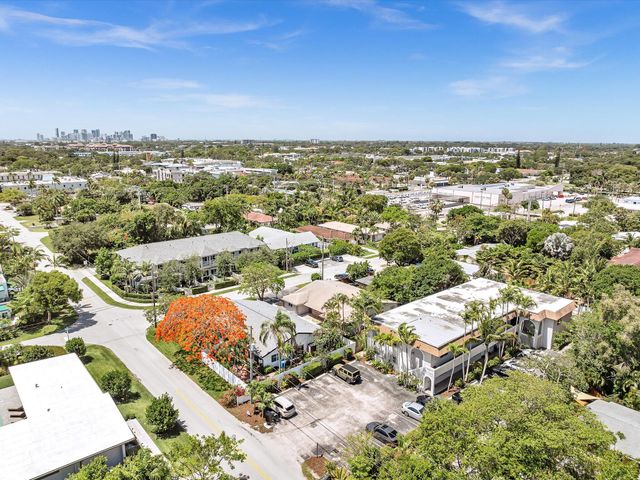 3421 NE 15th Avenue 8, Oakland Park, FL 33334