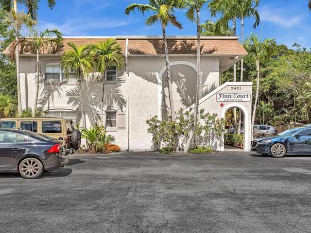 3421 NE 15th Avenue 8, Oakland Park, FL 33334