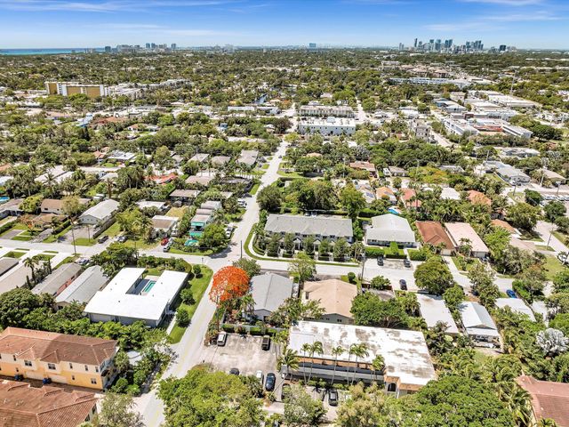 3421 NE 15th Avenue 8, Oakland Park, FL 33334