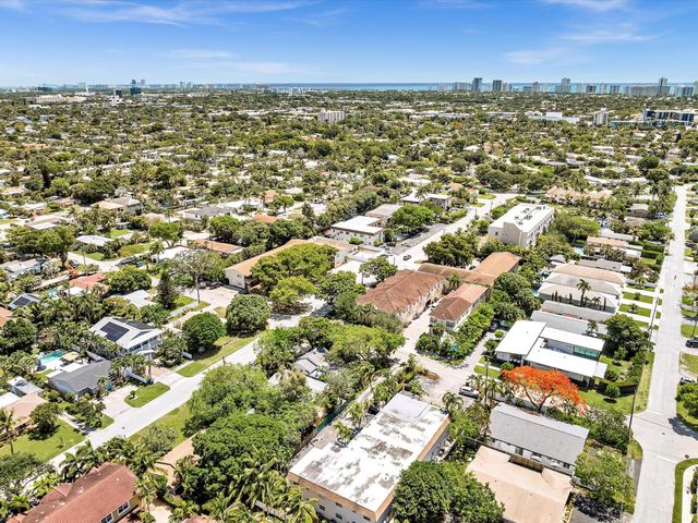 3421 NE 15th Avenue 8, Oakland Park, FL 33334