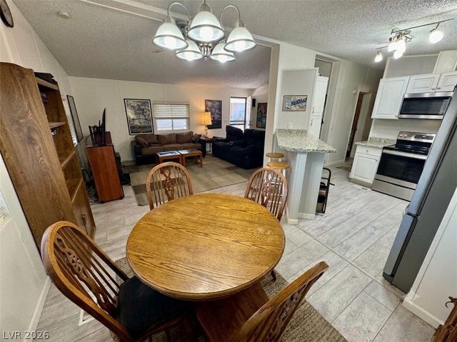 301 West Hamilton Street, Pahrump, NV 89048