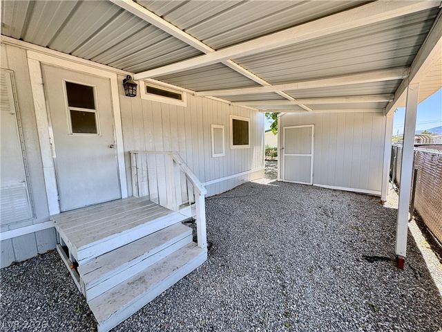 301 West Hamilton Street, Pahrump, NV 89048